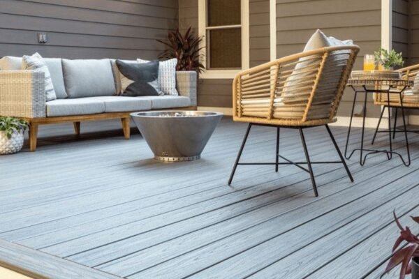 What Are the Benefits of Picture Framing a Deck?