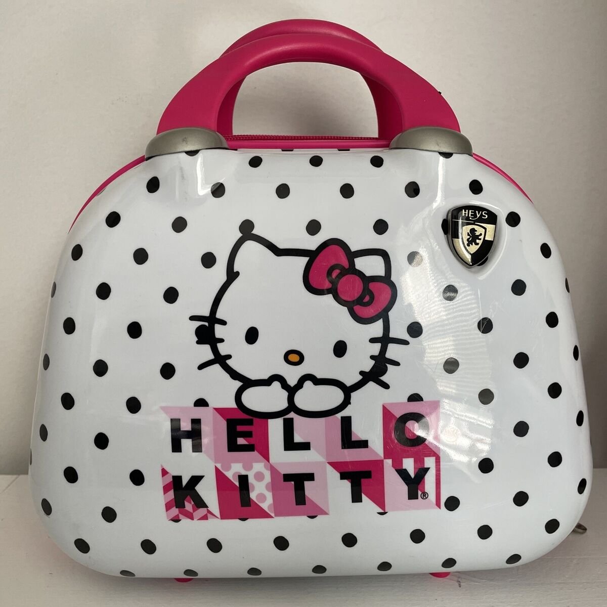 hello kitty travel case